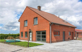 Stunning home in Oostkamp with WiFi and 6 Bedrooms